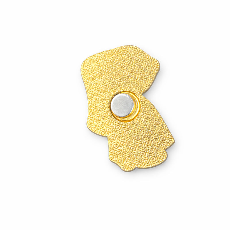 Mona Lisa Inspired Magnetic Needle Minder – Embroidery Accessory