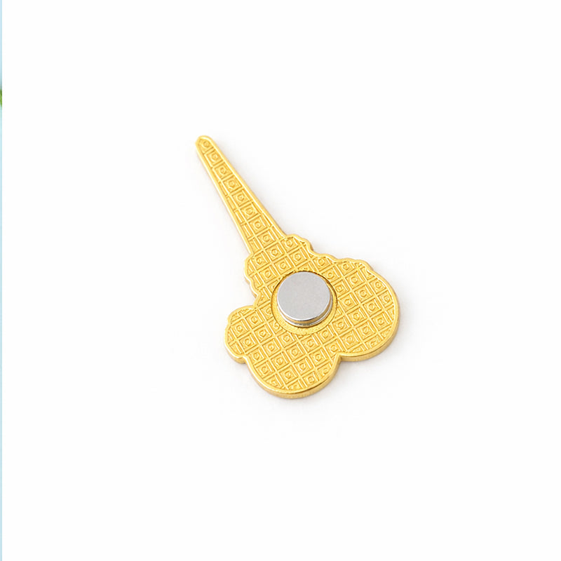 Vintage Scissors Magnetic Needle Minder – Embroidery Accessory