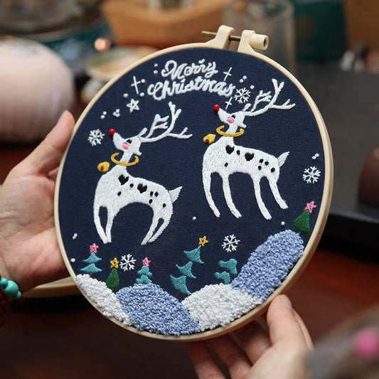 Reindeer Christmas Embroidery Kit